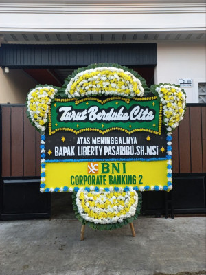 Papan Bunga Duka di Paranginan