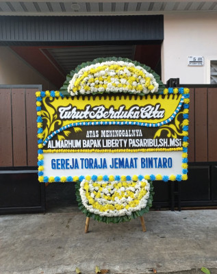 Papan Bunga Duka di Paranginan