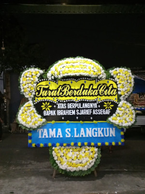 Papan Bunga Duka di Paranginan